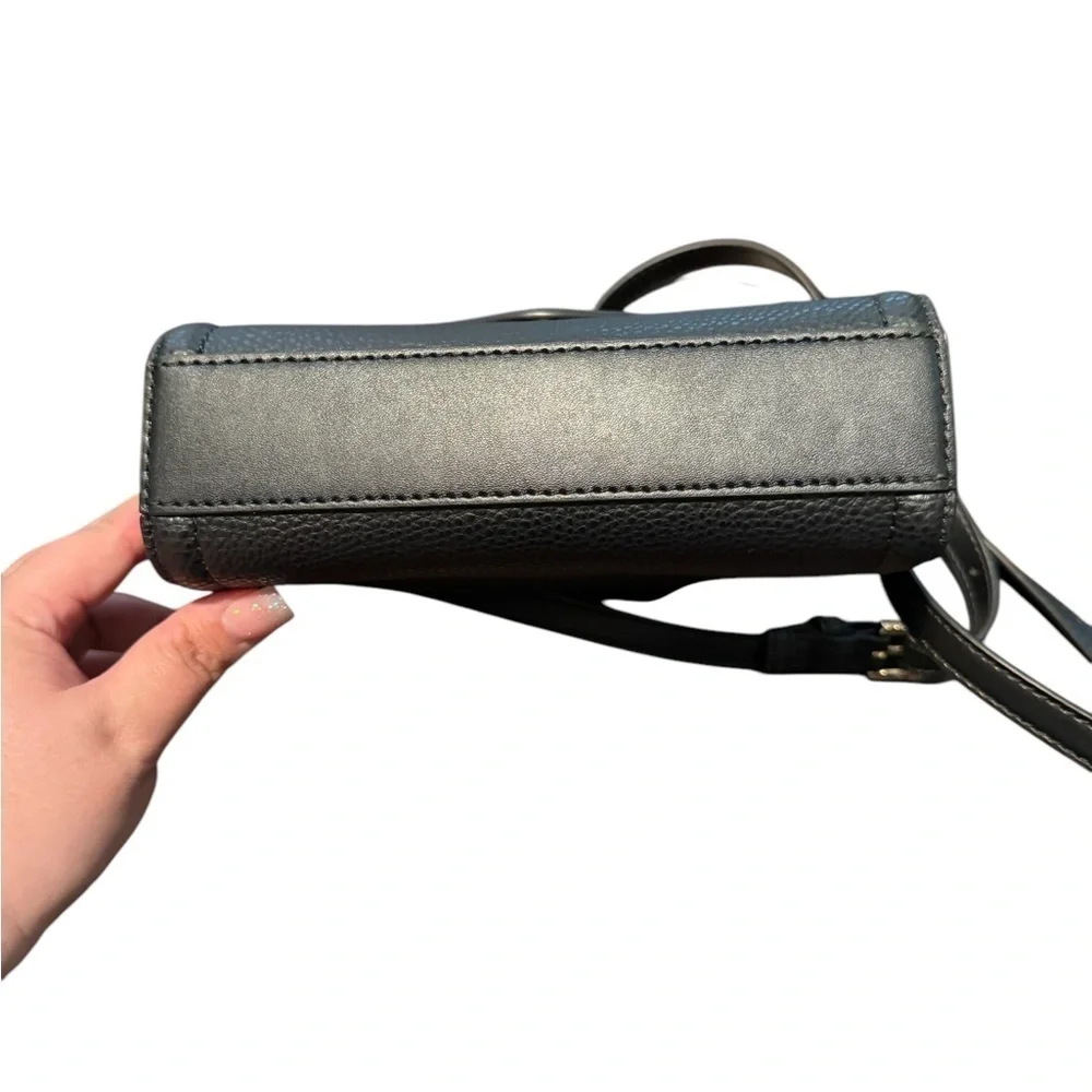 Michael Kors Freya Crossbody Purse Bag Black Pebbled Leather Great Condition